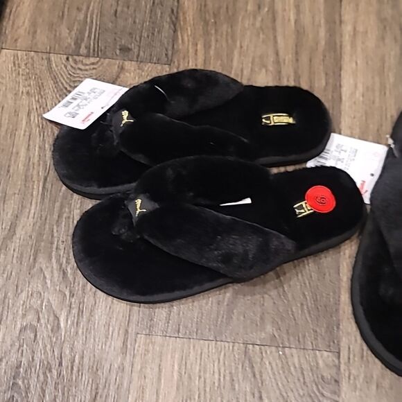 Puma Fluff Flip Slippers Black Team Gold - Picture 13 of 14